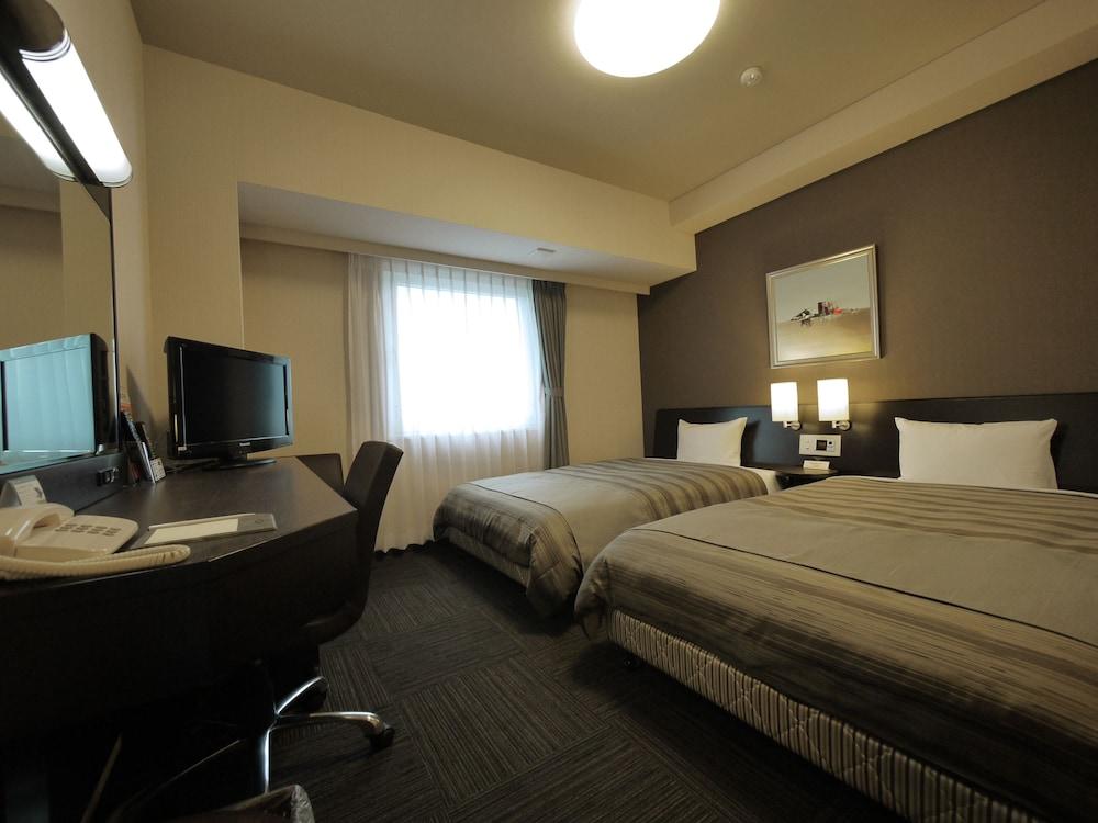 Hotel Route-Inn Uozu Exterior photo