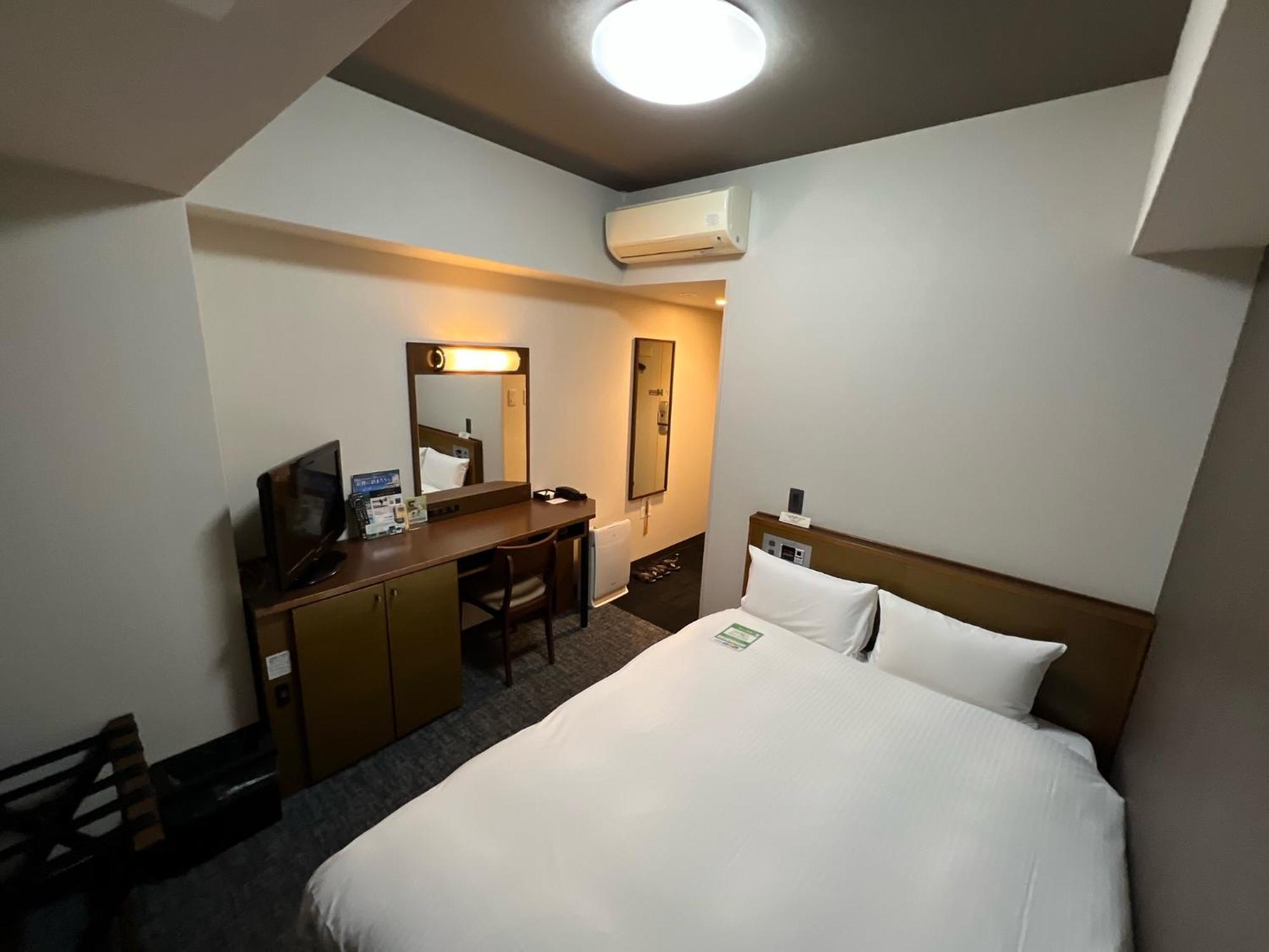 Hotel Route-Inn Uozu Exterior photo