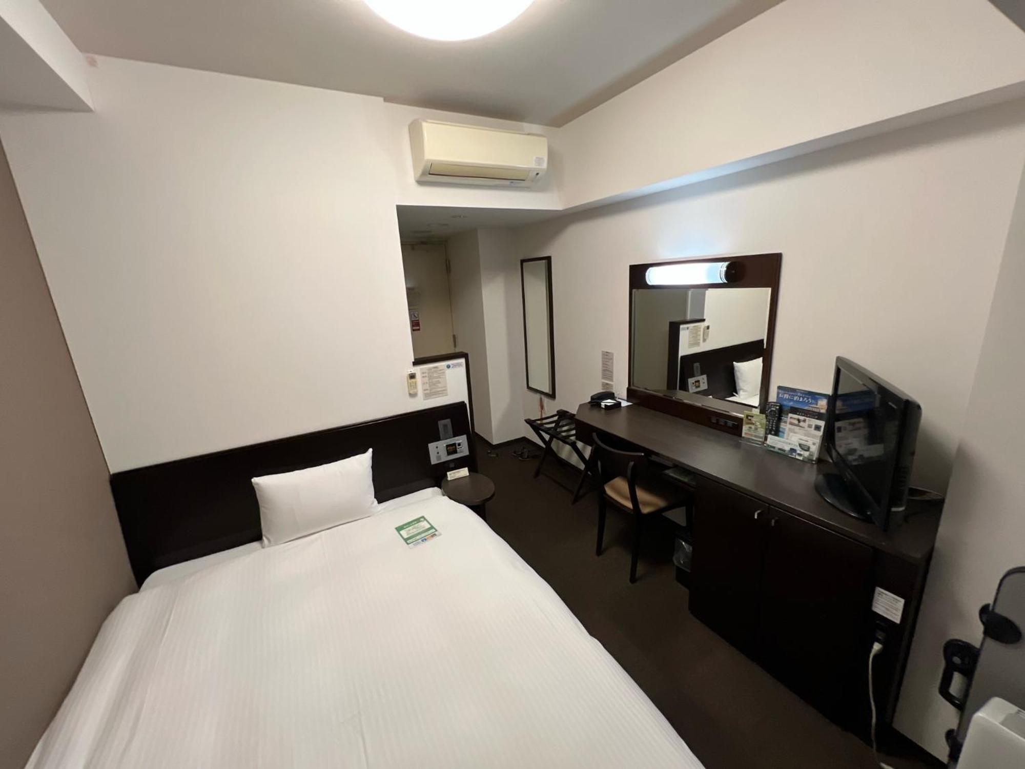 Hotel Route-Inn Uozu Exterior photo